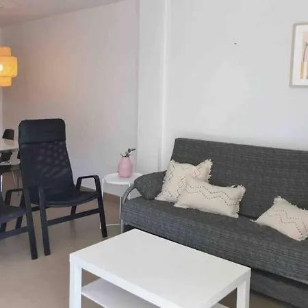 Edifici Ciutadella شقة كامبريلس