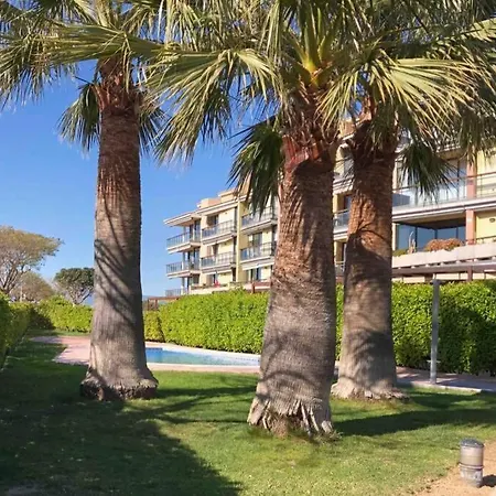 Edifici Ciutadella Апартаменты Камбрильс